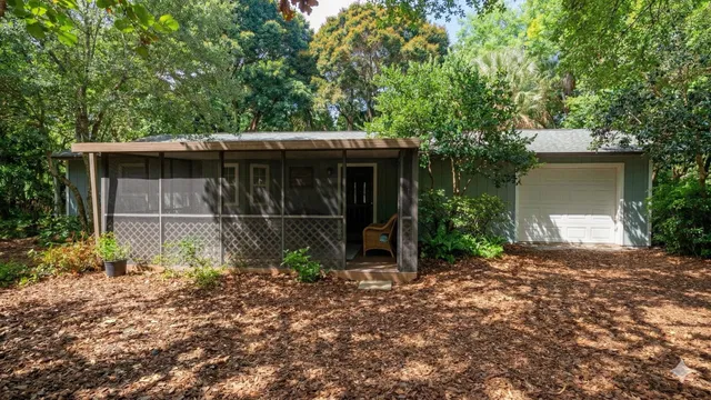 Residence photo 2