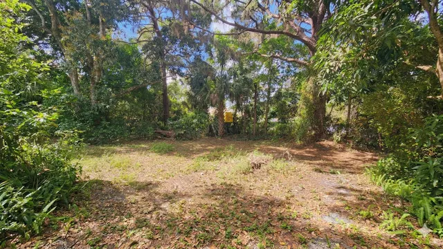 Residence photo 3