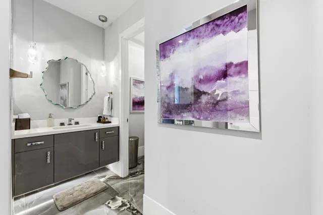  Residence photo 30