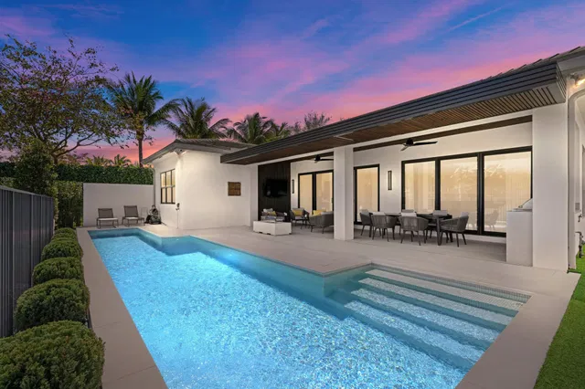 Boca Bridges Residence photo 2