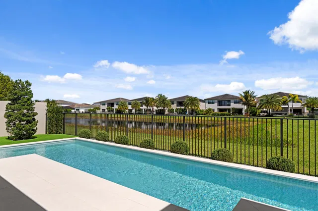 Boca Bridges Residence photo 26