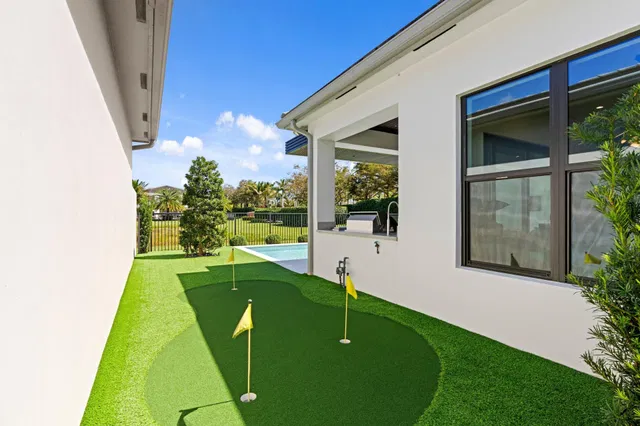 Boca Bridges Residence photo 32