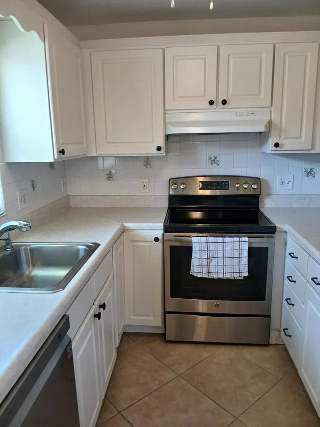 Residence photo 6