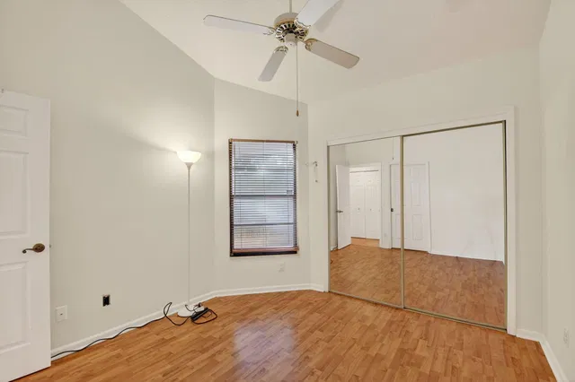 Residence photo 26