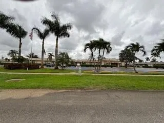 Unit H photo 9