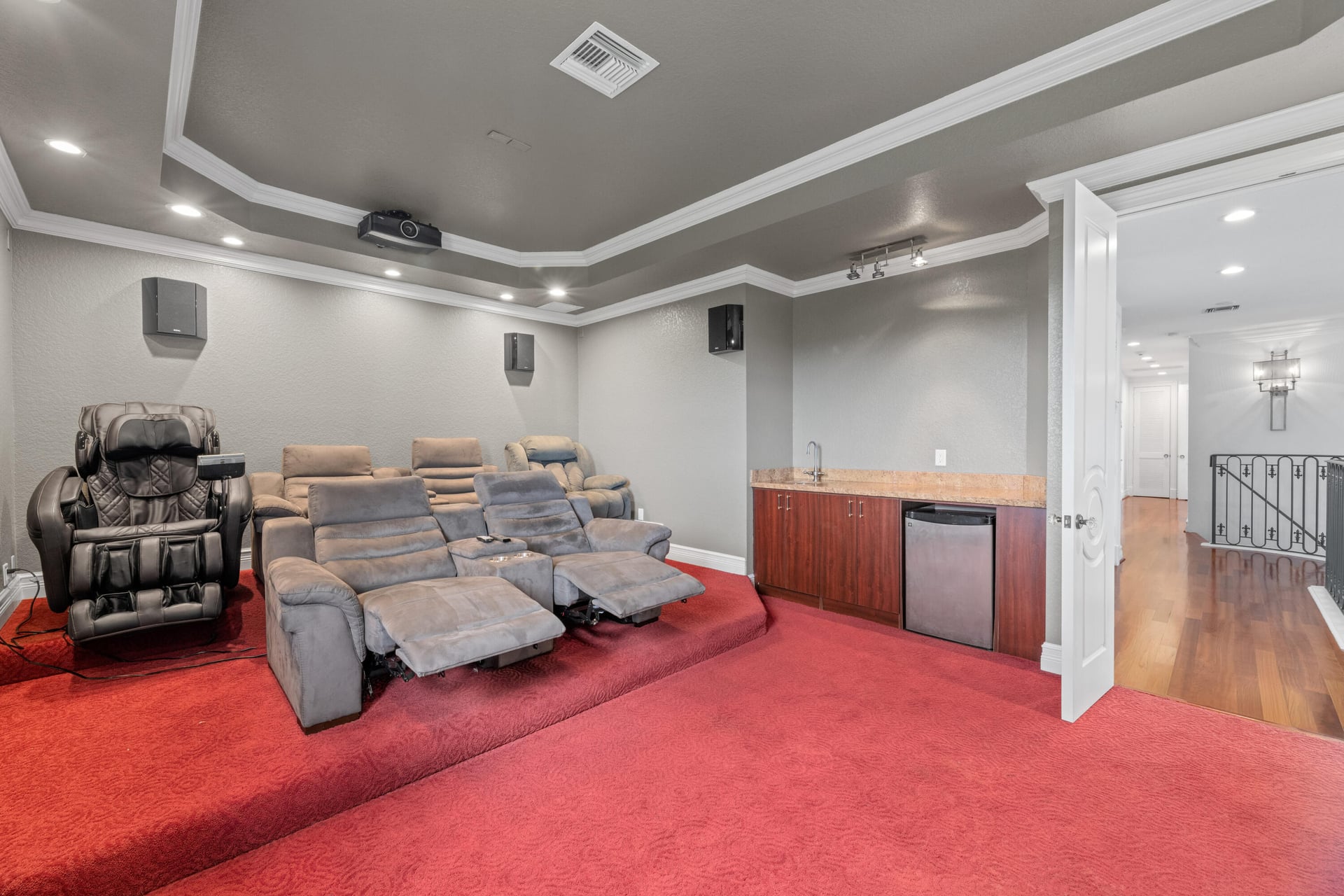 Residence photo 48