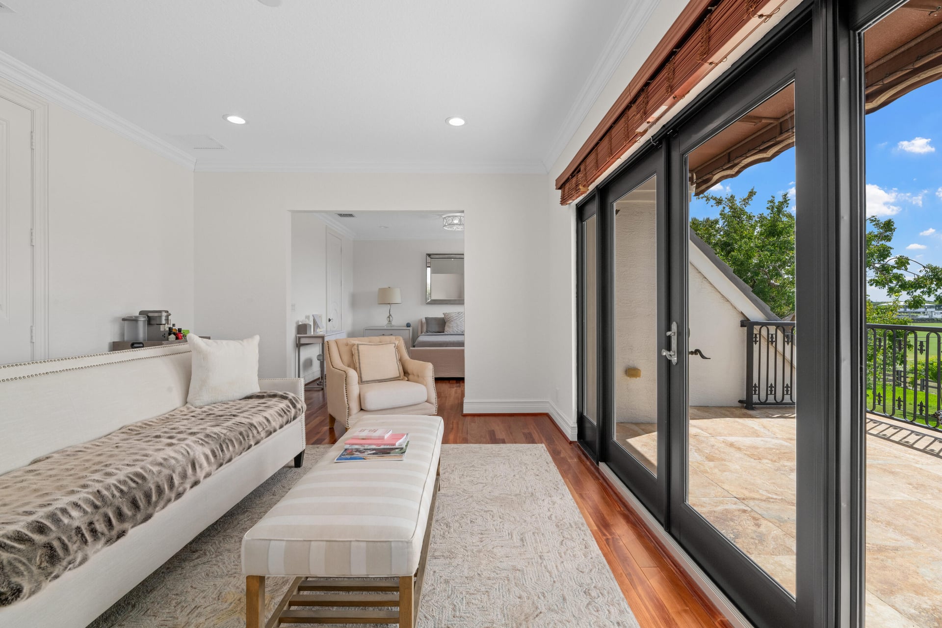 Residence photo 60