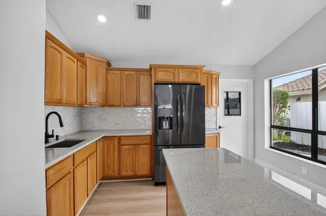 Residence photo 9