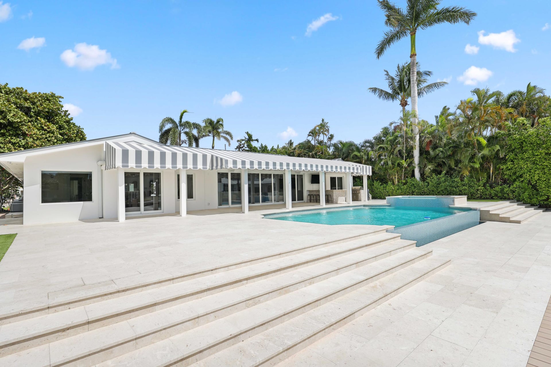 Palm Trail Delray Beach Residence photo 4