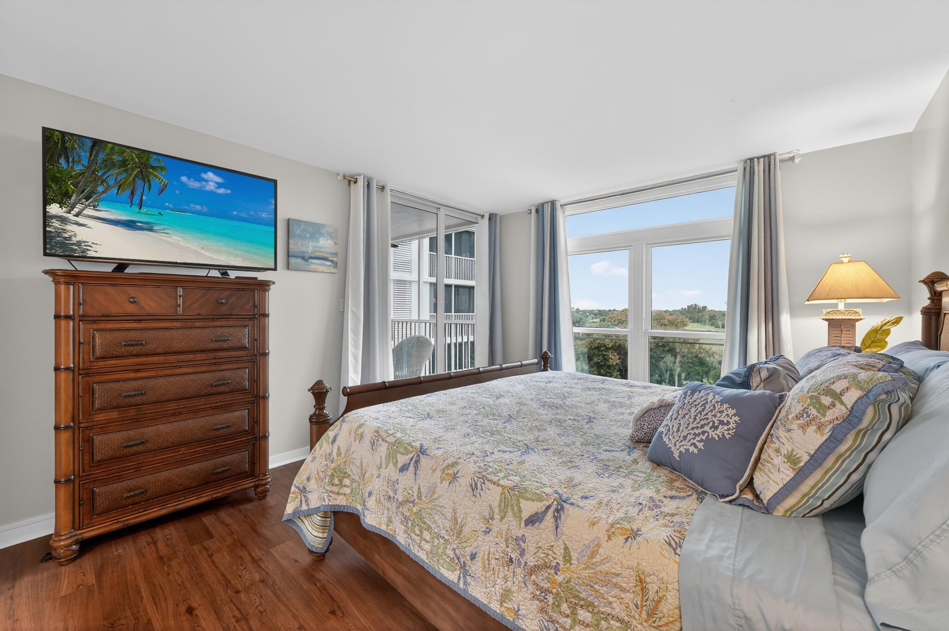 Unit 308 photo 18