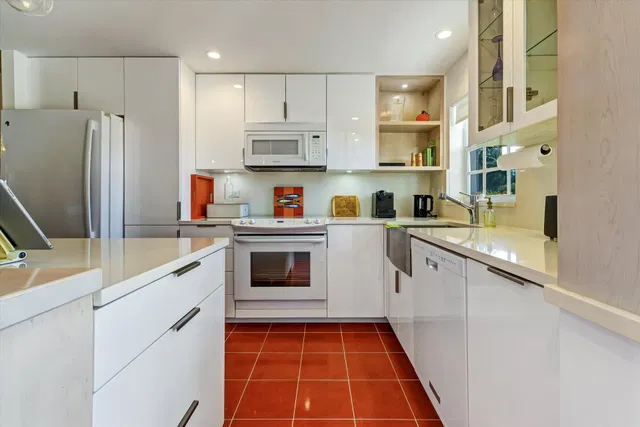 Singer Island Unit 189 photo 3