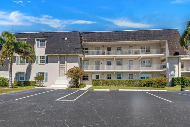 Singer Island Unit 189 photo 32