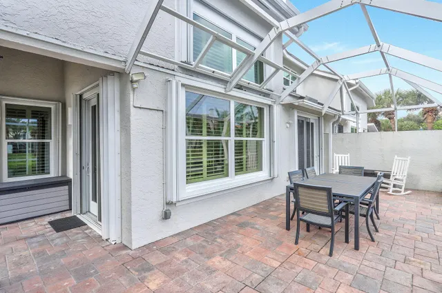 Residence photo 31
