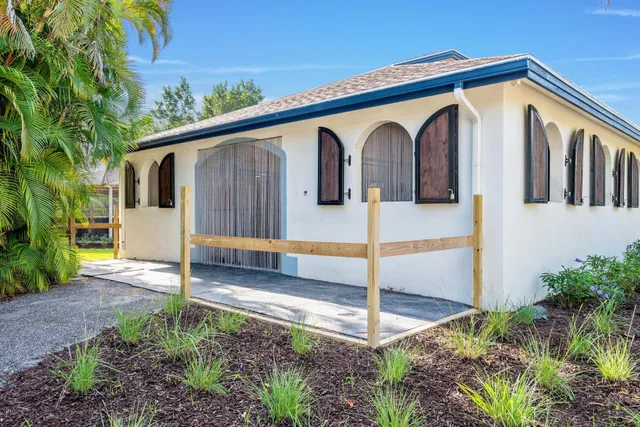  Residence photo 6