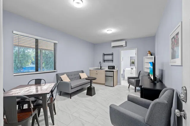 Residence photo 20