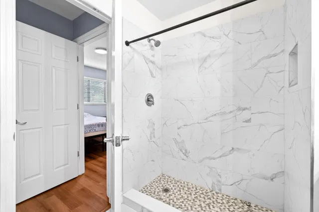  Residence photo 94