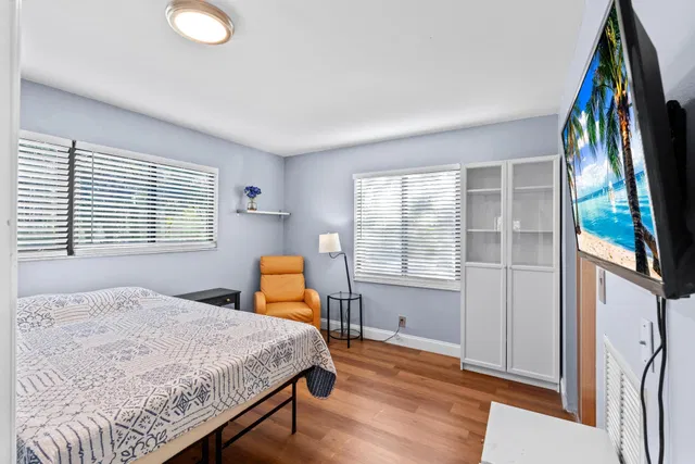  Residence photo 95
