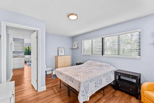  Residence photo 96