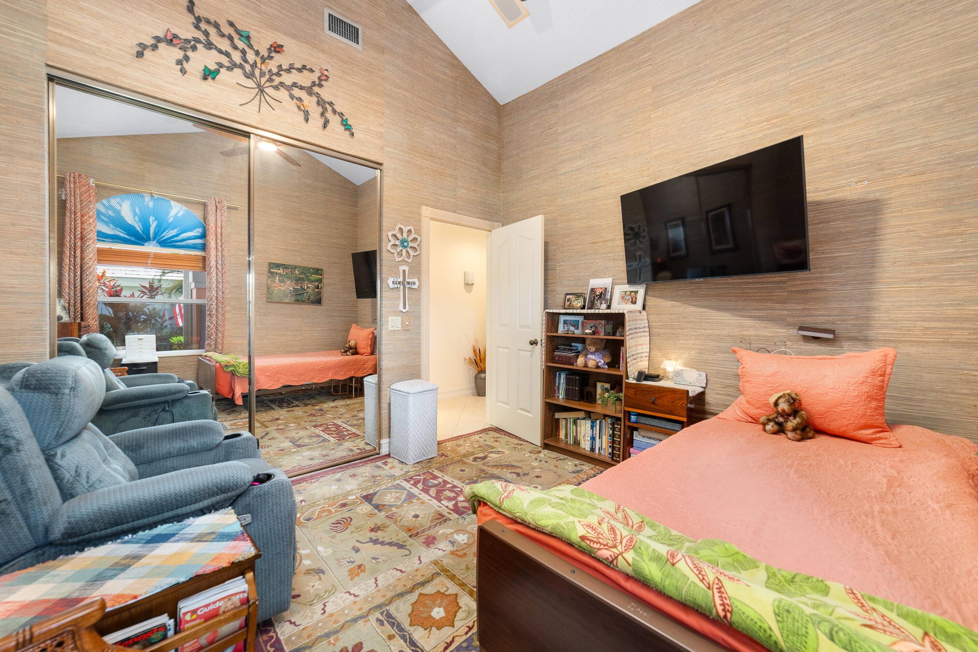 Residence photo 15