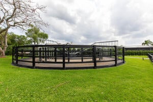 Saddle Trail Park Residence photo 9