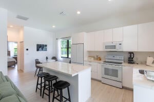Saddle Trail Park Residence photo 27
