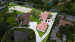 Saddle Trail Park Residence photo 39