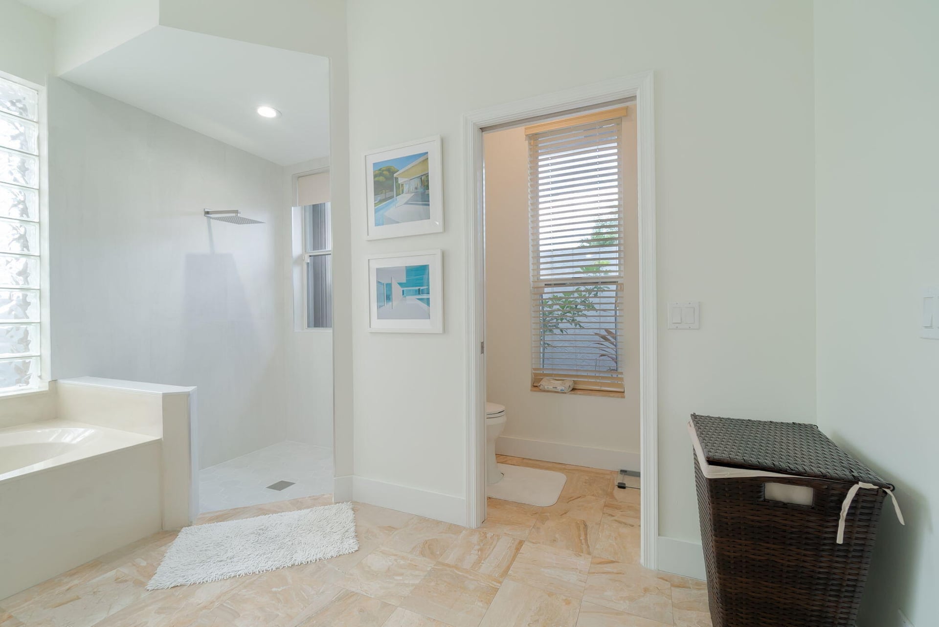 Residence photo 24