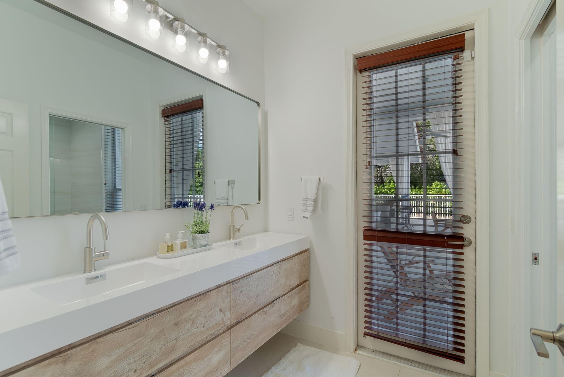 Residence photo 28