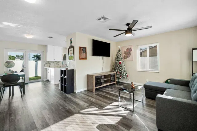 Downtown Delray Beach Residence photo 13