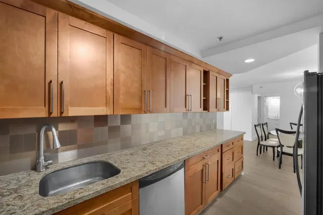  Unit 205 photo 7