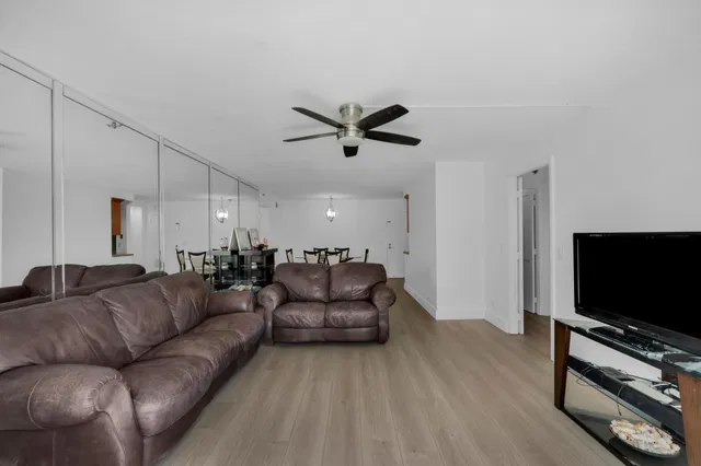  Unit 205 photo 9