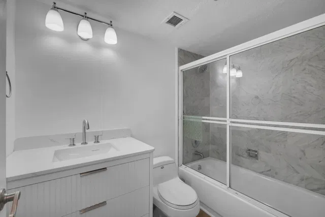  Unit 205 photo 16