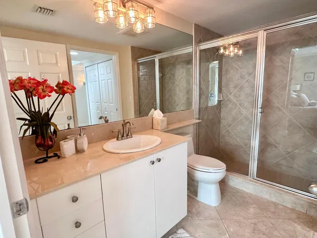 Boynton Beach Club Unit 1203 photo 8