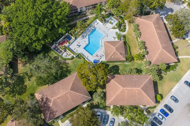 PGA National Palm Beach Gardens Residence photo 26