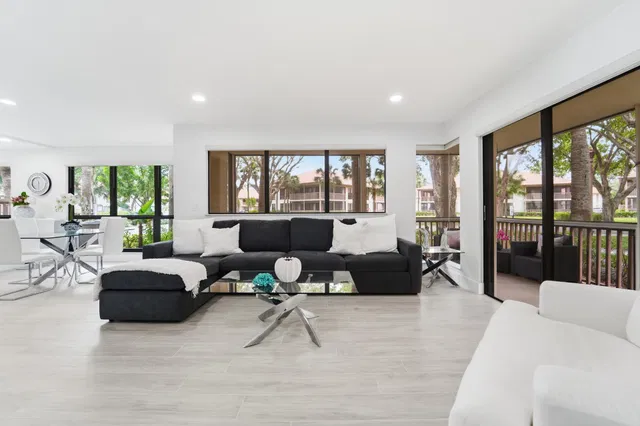 PGA National Palm Beach Gardens Residence photo 41