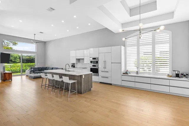 Woodfield Country Club Residence photo 6