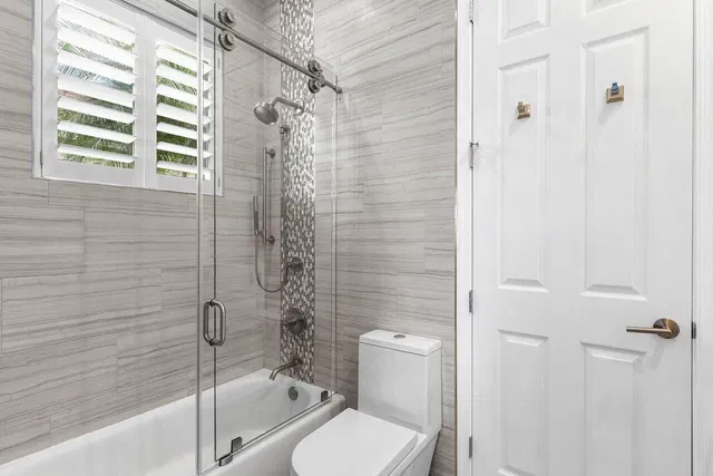 Woodfield Country Club Residence photo 17