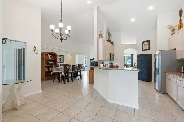 Residence photo 14