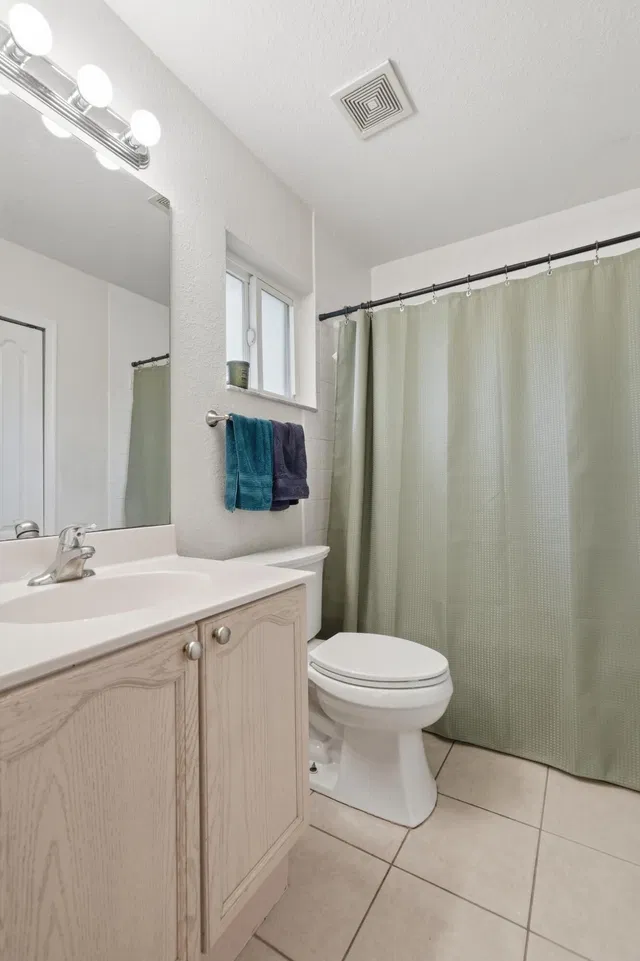 Residence photo 41