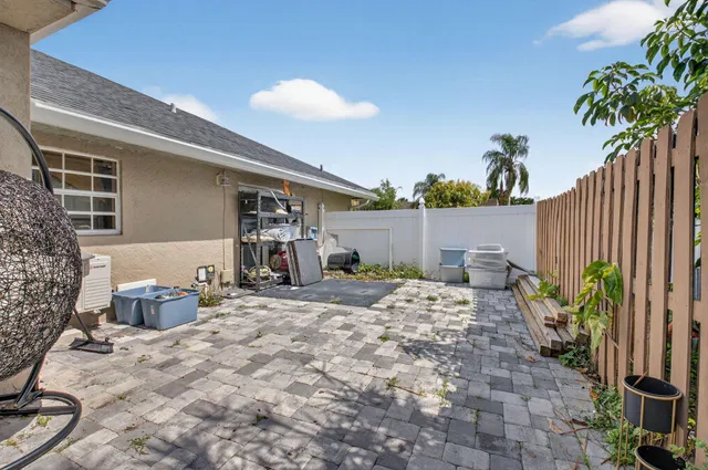  Residence photo 39