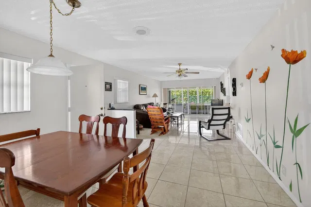Residence photo 6