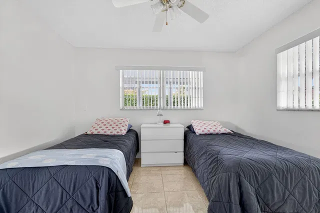 Residence photo 15