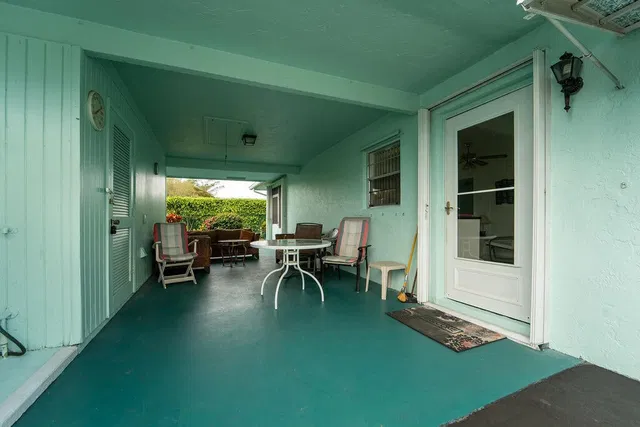 Residence photo 27