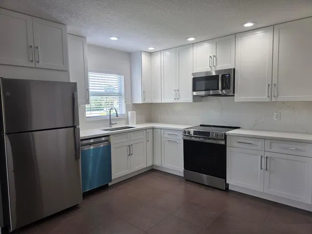 Jupiter Harbour Unit 608 photo 7