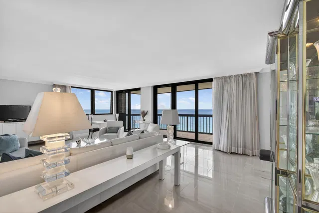 Eastpointe Singer Island Unit 12e photo 4