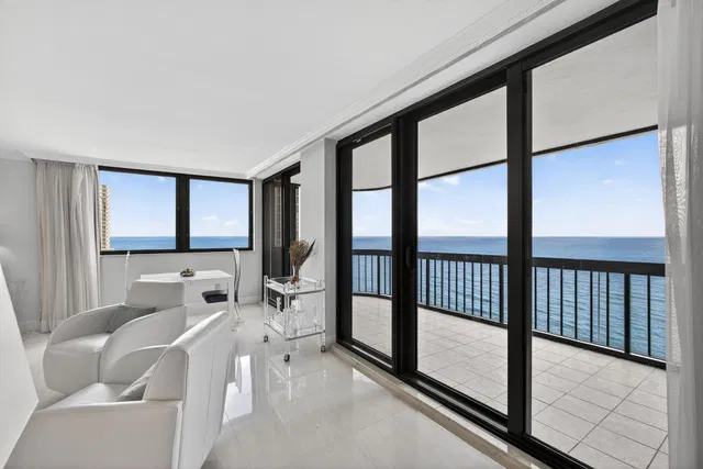 Eastpointe Singer Island Unit 12e photo 7