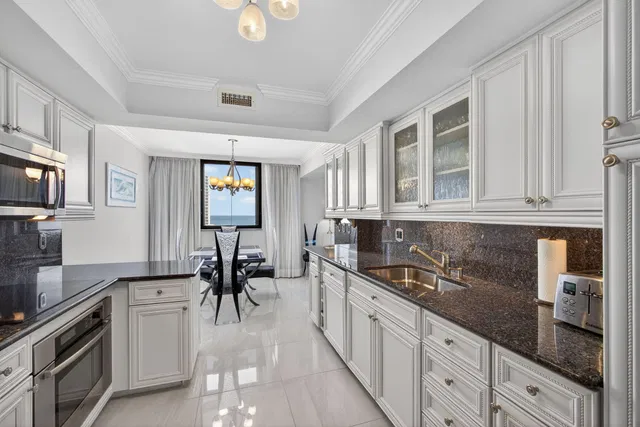 Eastpointe Singer Island Unit 12e photo 14