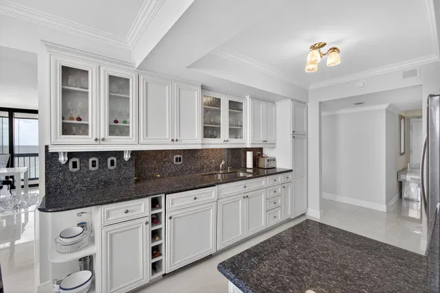 Eastpointe Singer Island Unit 12e photo 16