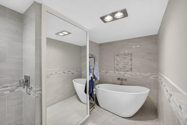 Eastpointe Singer Island Unit 12e photo 29