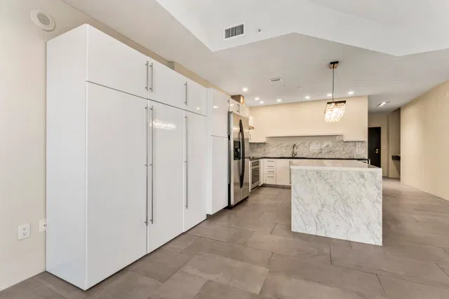Villa Lofts Unit 302 photo 14